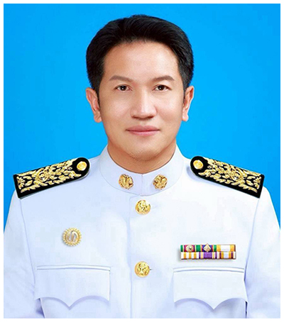 นายธัญศักดิ์ แสงศรีจันทร์ - นายกเทศมนตรีตำบลสุเทพ